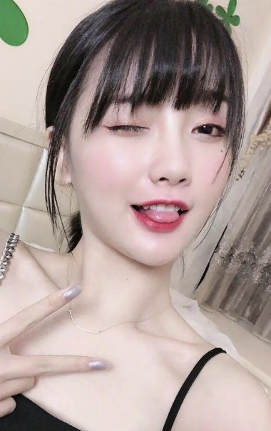 龙华钢管舞老师